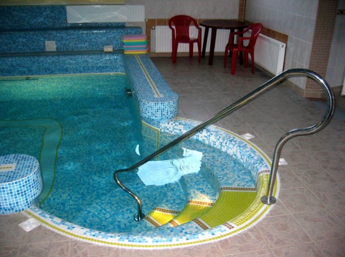 Фітнес-клуб «Багатоборець»